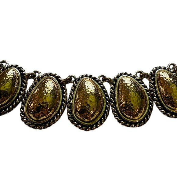 21" Scroll by Dillards Vintage Two-Tone Baroque Teardrop Pendant Necklace - Picture 5 of 12